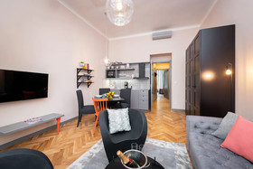EMPIRENT Garden Suites Residence