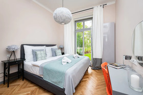 EMPIRENT Garden Suites Residence
