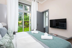 EMPIRENT Garden Suites Residence