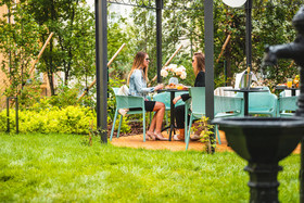 EMPIRENT Garden Suites Residence