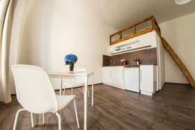 Freedom rooms and apartments