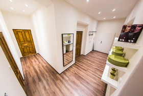 Freedom rooms and apartments
