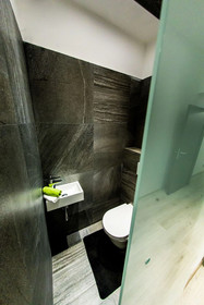 Freedom rooms and apartments