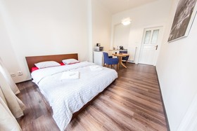 Freedom rooms and apartments