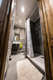 Freedom rooms and apartments