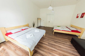 Freedom rooms and apartments