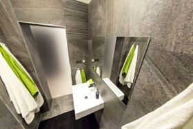 Freedom rooms and apartments