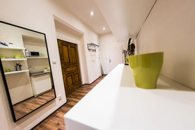 Freedom rooms and apartments