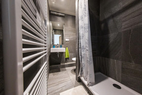 Freedom rooms and apartments