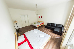 Freedom rooms and apartments