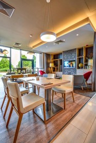 Holiday Inn Prague Airport