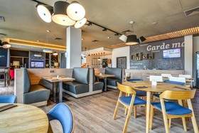 Holiday Inn Prague Airport