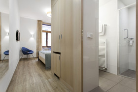 Hotel Carol