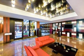 Hotel Grand Majestic Plaza