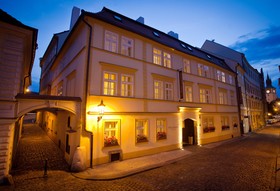 Hotel Bookquet