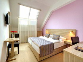 Hotel Meda Art Of Museum Kampa