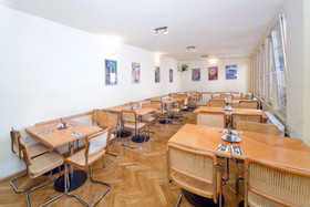 Hotel Meda Art Of Museum Kampa