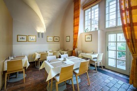 Hotel Monastery