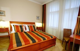 Hunger Wall Residence