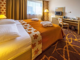 Iris Hotel Eden
