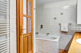 Kozna Suites