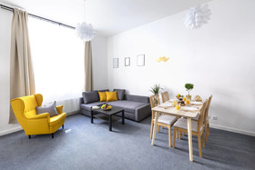 Little Tom Apartments