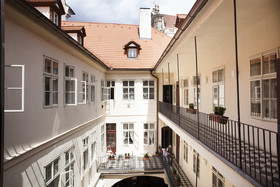 Little Town Budget Hotel - Hostel