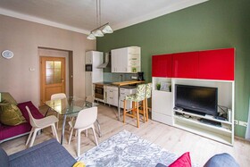 Modern Cozy Apartment by Ruterra