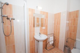 Modern Cozy Apartment by Ruterra