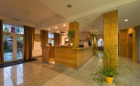 EA Hotel Populus