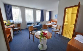 EA Hotel Populus