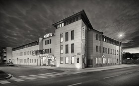 EA Hotel Populus