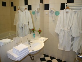 Ramada by Wyndham Airport Prague