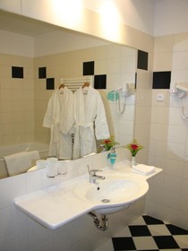 Ramada by Wyndham Airport Prague