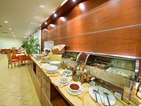 Ramada by Wyndham Airport Prague