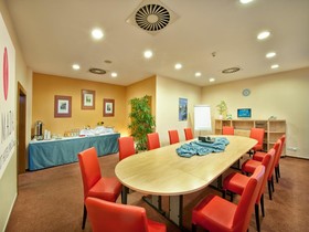Ramada by Wyndham Airport Prague