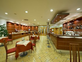 Ramada by Wyndham Airport Prague