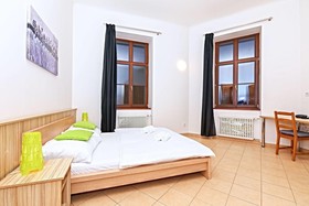 Ginosi Elema Apartel