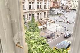 The Old Town Square & Parizska Apartment