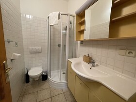 White Swan Boutique Apartments