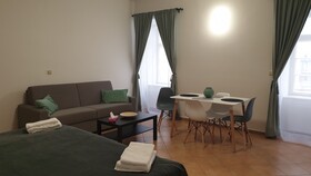 White Swan Boutique Apartments