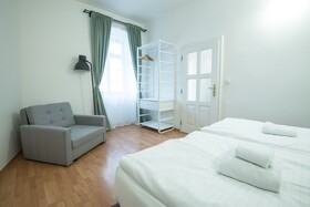 White Swan Boutique Apartments