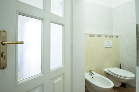 White Swan Boutique Apartments
