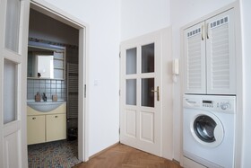 White Swan Boutique Apartments