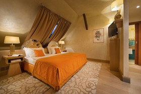 Zvon Design Suites