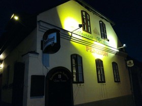 Penzion a Restaurace Na Jízdárne