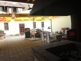 Penzion a Restaurace Na Jízdárne