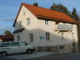 House LA