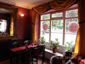 Athos Hotel
