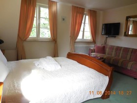 Athos Hotel